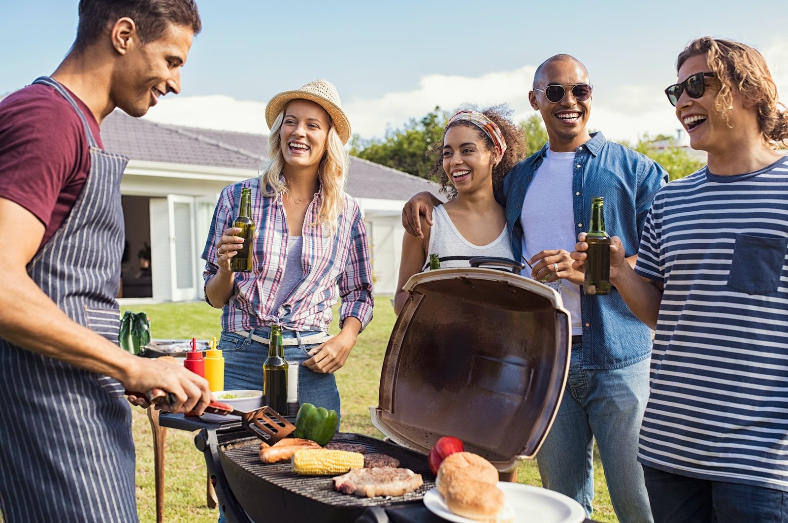 How to Plan the Perfect BBQ Party - Hot Electric Smoker